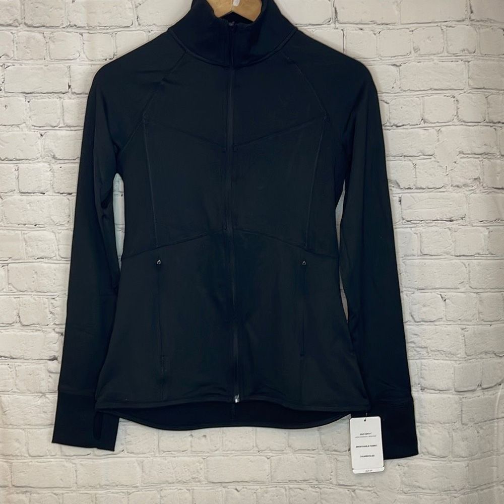 Champion Women’s Black Long Sleeve Jacket size xs Thumbholes Duo Dry NWT